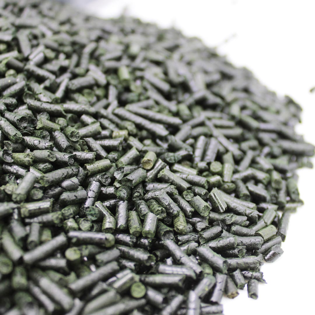 Algova Bio Spirulina Pellets: Das Superfood für Koi, Aquarienfische & BARF-Helden! 🌟